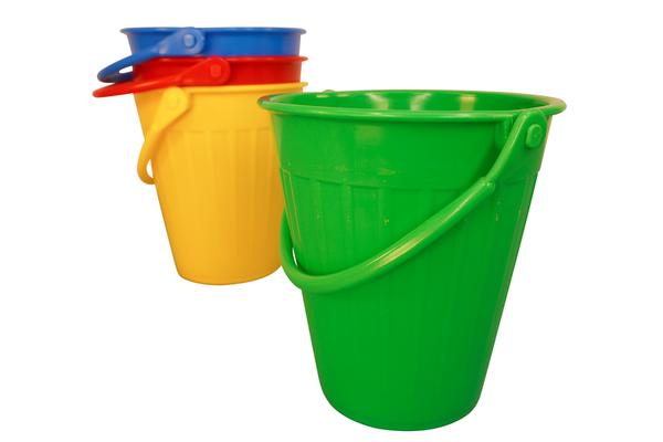 Eimer, farblich sortiert Eimer, farblich sortiert
