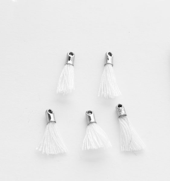 Baumwoll-Quasten aus Baumwolle mit Metallhülse, 10mm, 5 Stück, Farbe wählbar (SONDERANGEBOT) Baumwoll-Quasten aus Baumwolle mit Metallhülse, 10mm, 5 Stück, Farbe wählbar (SONDERANGEBOT)