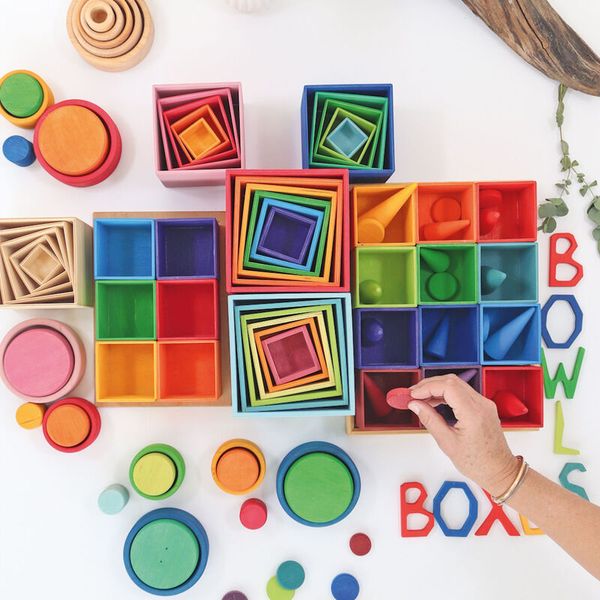 GRIMM´S Großer Kistensatz Regenbogen, 6 Holzkisten, ab 2 Jahre GRIMM´S Großer Kistensatz Regenbogen, 6 Holzkisten, ab 2 Jahre