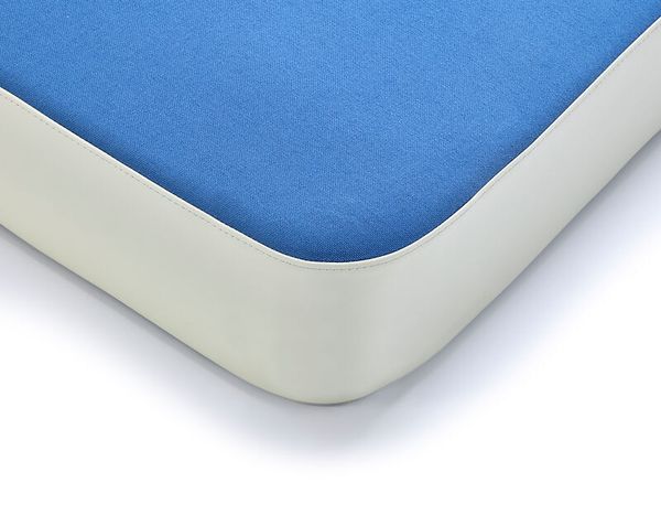 Hüpfpolster Größe L (140 x 90cm), versch. Farben