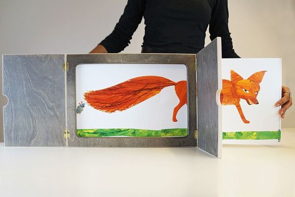 Kamishibai-Erzähltheater mit seitlichem Einschub Kamishibai-Erzähltheater mit seitlichem Einschub