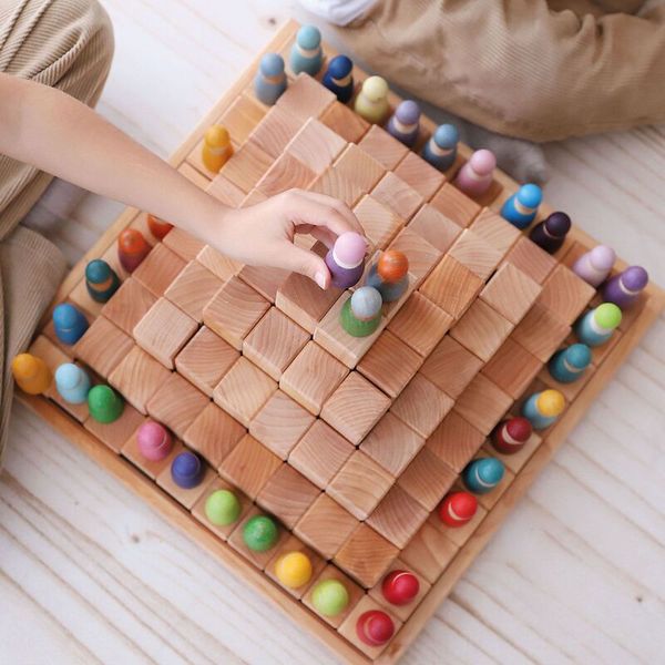 GRIMM´S Große Stufenpyramide Natur, 100 Klötze + 1 Holzrahmen, ab 3 Jahre GRIMM´S Große Stufenpyramide Natur, 100 Klötze + 1 Holzrahmen, ab 3 Jahre