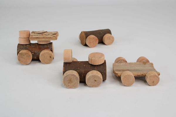 ELVIRAS Holzbastel-Set Natur (2 kg Holzteile, 2 Kg Kleber & 136 Teile)