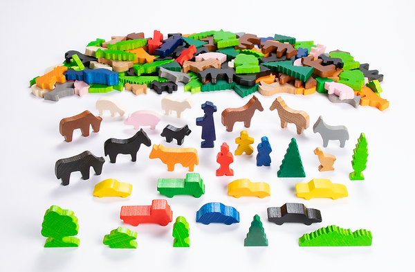 Holzspielzeug, Tierfiguren, Baumfiguren, bunte Figuren, Puzzleformen