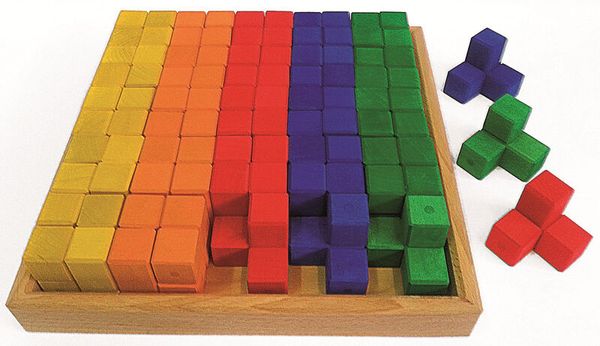 lego-eske Blöcke, bunte Würfel, Holzkassette, stapelbare Blöcke, kleine Würfel