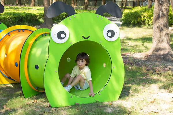 Kriechtunnel Raupe Kriechtunnel Raupe