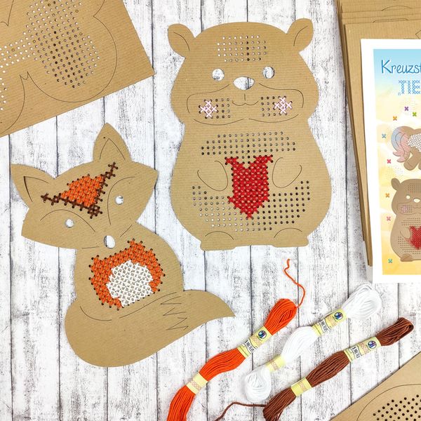 Pappe, Stickgummi, Stickrahmen, Kreuzstich, Tiermotiv