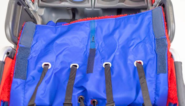 WINTHER Fußsack für E-Turtlebus für 2 kleine Kinder WINTHER Fußsack für E-Turtlebus für 2 kleine Kinder