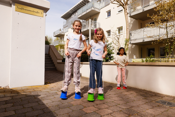 Laufdosen mit verstellbarer Halteschnur, Höhe 12 cm, 1 Paar, farbig sortiert