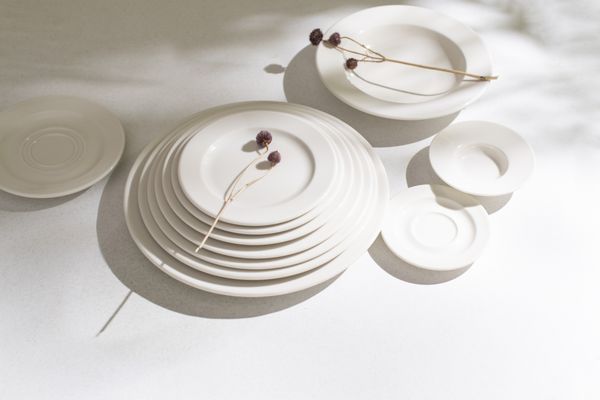 ID Fine Frame white Teller flach mit Fahne, 12 Stück, Größe wählbar