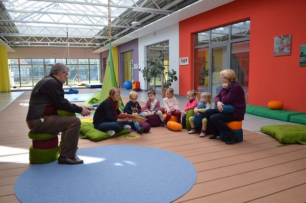 Mira Art Rondo Boden-/ Sitzkissen Mega, Einzeln (SH 38 cm), Farbe wählbar Mira Art Rondo Boden-/ Sitzkissen Mega, Einzeln (SH 38 cm), Farbe wählbar