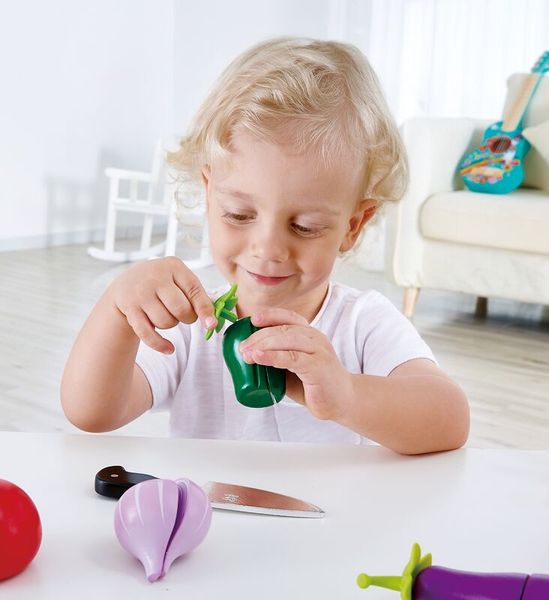 HAPE Gartengemüse aus Holz mit 8 Teilen, ab 3 Jahre HAPE Gartengemüse aus Holz mit 8 Teilen, ab 3 Jahre