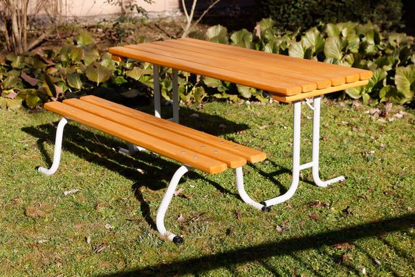 Kinder-Hockerbank, Holz 130 cm Kinder-Hockerbank, Holz 130 cm