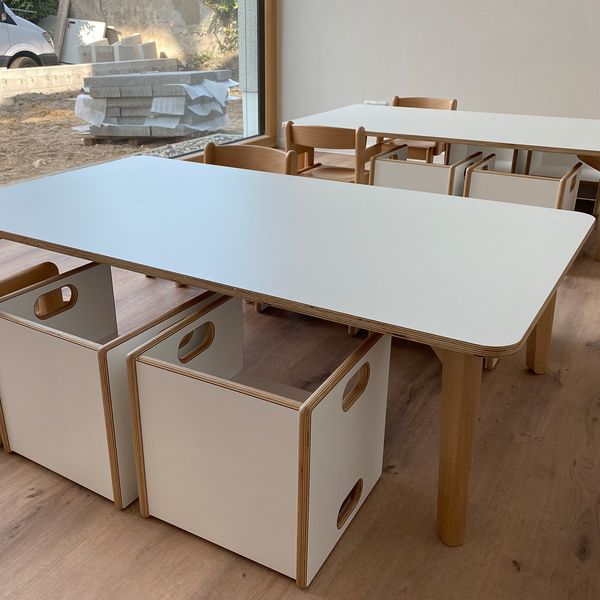 DECOR Wandelstuhl weiß, Sitzhöhe (17, 22 und 32 cm) DECOR Wandelstuhl weiß, Sitzhöhe (17, 22 und 32 cm)