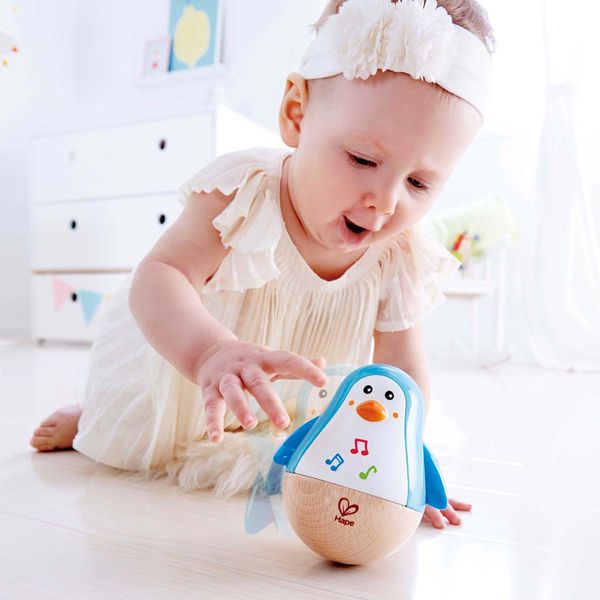 HAPE Musikalischer Stehauf-Pinguin, ab 6 Monate HAPE Musikalischer Stehauf-Pinguin, ab 6 Monate
