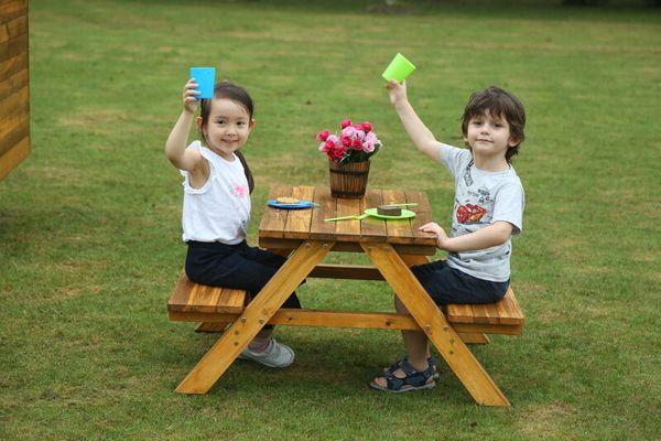 Kinder, Picknick, Tisch, Holz, Garten