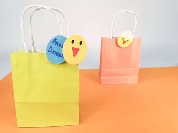tüte, geschenktüte, papiertragetasche, bunte tüte, dekoanhänger