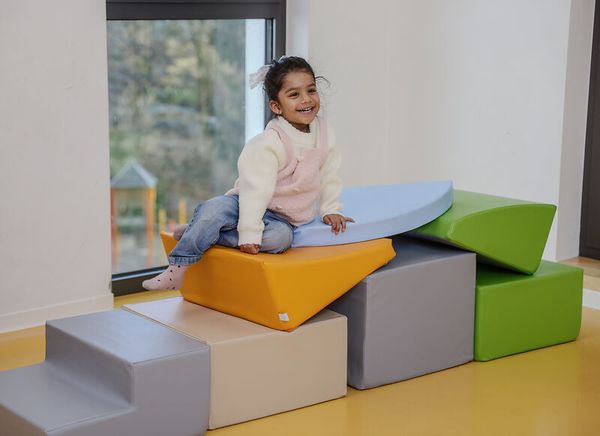 KITAEINKAUF Bewegungsparcours Schaumstoff, Midi, Kunstleder, 7-teiliges Set