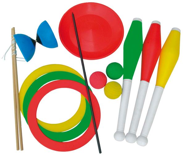 Frisbees, Ringe, Schläger, Bälle, Schlägerstangen