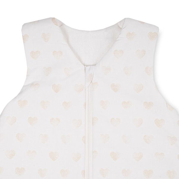 Overall white padded vest, Heart pattern, Little jacket, Zipper closure, Childrens wear