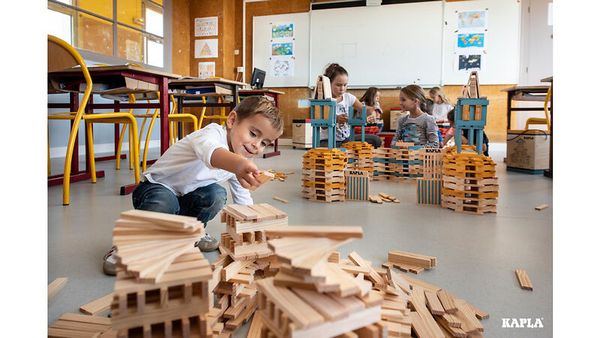 holzbauklötze, kinderzimmer, holzspielzeug, konstruktionsspielzeug, bauklötze