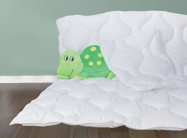Kinderspielzeug, Kuscheltier, Bettdecke, Kissen, Plüschtiere