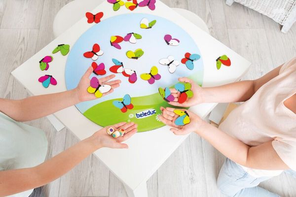 Betty Fly, Würfel- und Reaktionsspiel, 2-4 Personen, ab 4 Jahre Betty Fly, Würfel- und Reaktionsspiel, 2-4 Personen, ab 4 Jahre