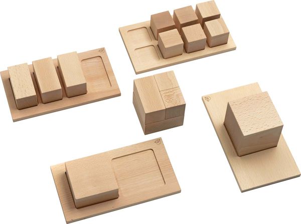 Würfel aus Holz, zerlegbar Würfel aus Holz, zerlegbar