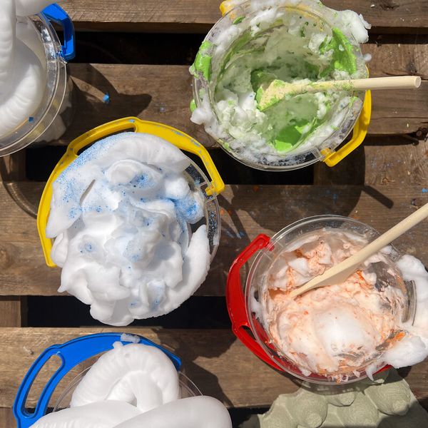 MUCKI Funkel-Fingerfarbe, 4 x 150 ml MUCKI Funkel-Fingerfarbe, 4 x 150 ml