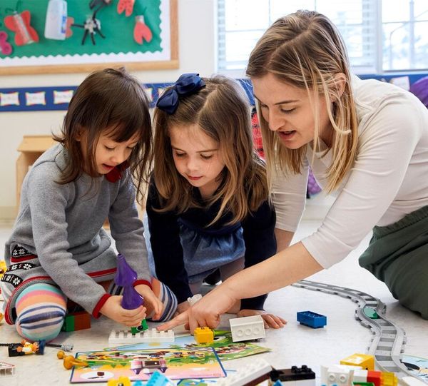 LEGO® Education "Willkommen im Digi-Zug", 232-teiliges LEGO® DUPLO® Set, 2-6 Jahre LEGO® Education "Willkommen im Digi-Zug", 232-teiliges LEGO® DUPLO® Set, 2-6 Jahre