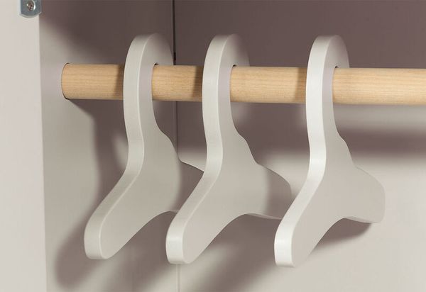 Kleiderbügel, Haken, Holzstange, Weiß, Garderobe