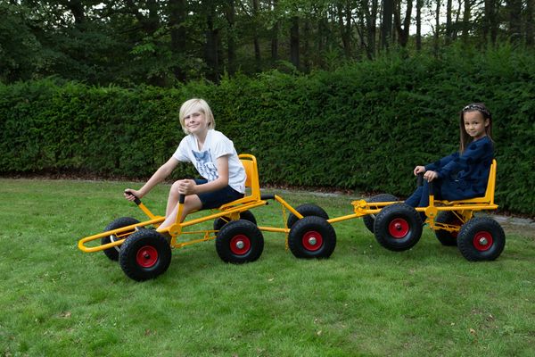 Kettcar, Off-road Wagen, Gelb, Paar Kinder, Auflaufendes Spielzeug