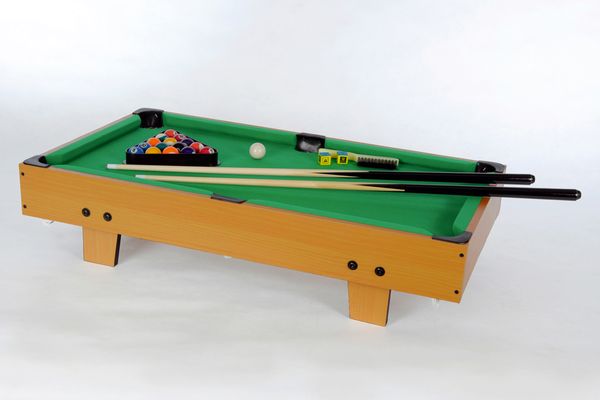pool billiards table, mini pool table, billiard cues, billiards balls, cue chalk