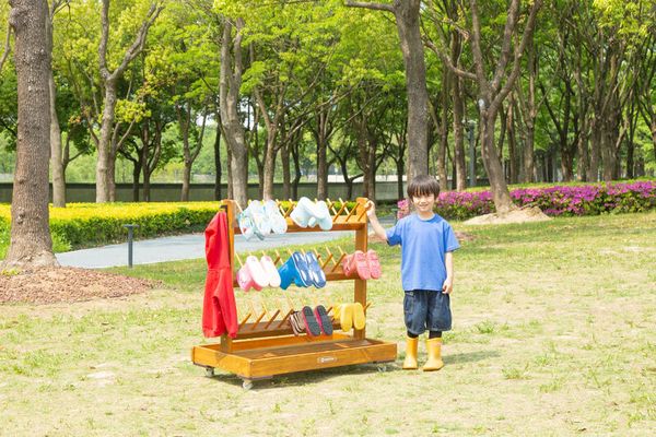 Mobiler Outdoor-Gummistiefelwagen, LxBxH 107 x 57 x 104 cm Mobiler Outdoor-Gummistiefelwagen, LxBxH 107 x 57 x 104 cm