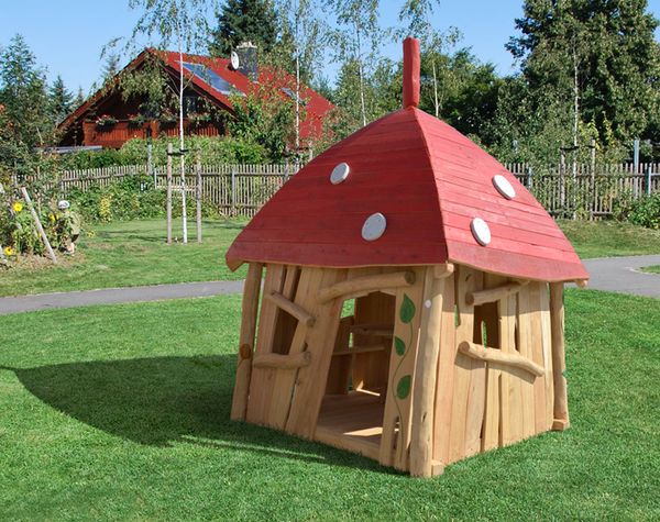 Playhouse, Wooden, Rotes Dach, Kleinkindenspielhaus, Außenbereich