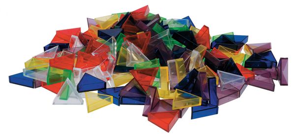 bausteine, transparente prismen, konstruktionsspielzeug, farbige dreiecke, bausteine aus plastik