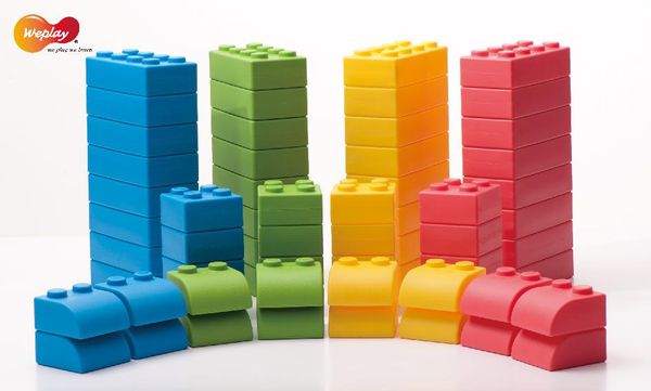 Bausteine, Klemmbausteine, Spielzeugsteine, Baukasten, Mehrfarbig