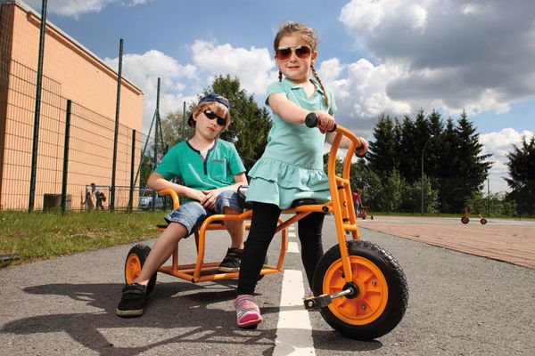TOP TRIKE Dreirad Doppeltaxi, ab 4 Jahre TOP TRIKE Dreirad Doppeltaxi, ab 4 Jahre