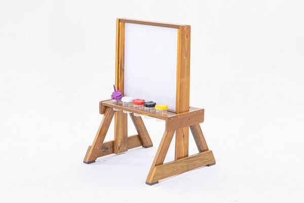 klebeboard, kinderwerkbank, malfläche, holzgestell, farbenpalette