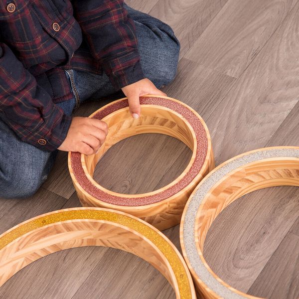 Holzringe mit Funkelsteinen, 3 Stück, ab 10 Monate (SONDERANGEBOT)