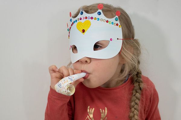 Märchen-Masken, weiß, 16 Stück