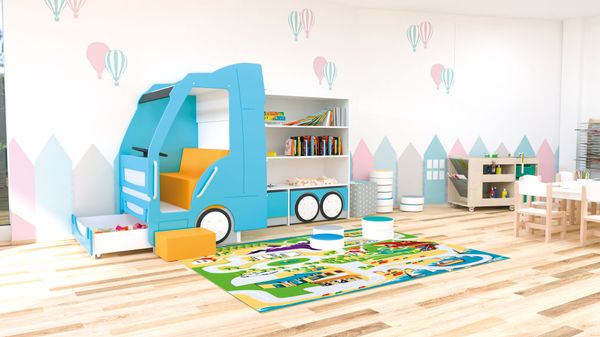 Regal in Lastwagendesign  Regal in Lastwagendesign