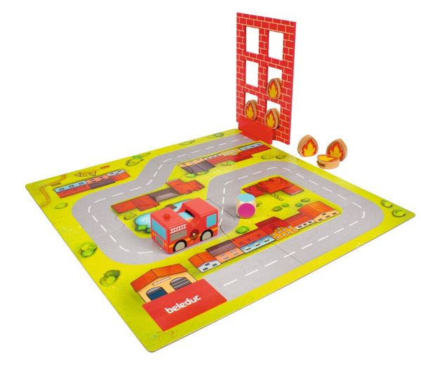 Spielmatte, Parkplatz, Straßenverkehr, Feuerwehrauto, Spielzeug