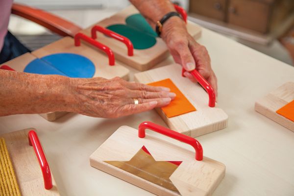 Voezie - Das TastSinnEs-Spiel Voezie - Das TastSinnEs-Spiel
