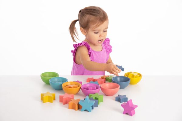 Regenbogen-Holzsterne-Set, 21 Teile, ab 10 Monate Regenbogen-Holzsterne-Set, 21 Teile, ab 10 Monate