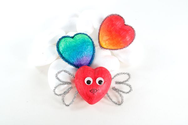 Herzanhänger, Herz mit Flügeln, Bunte Herzen, Kuscheltier-Accessoire, Wurfspielzeug
