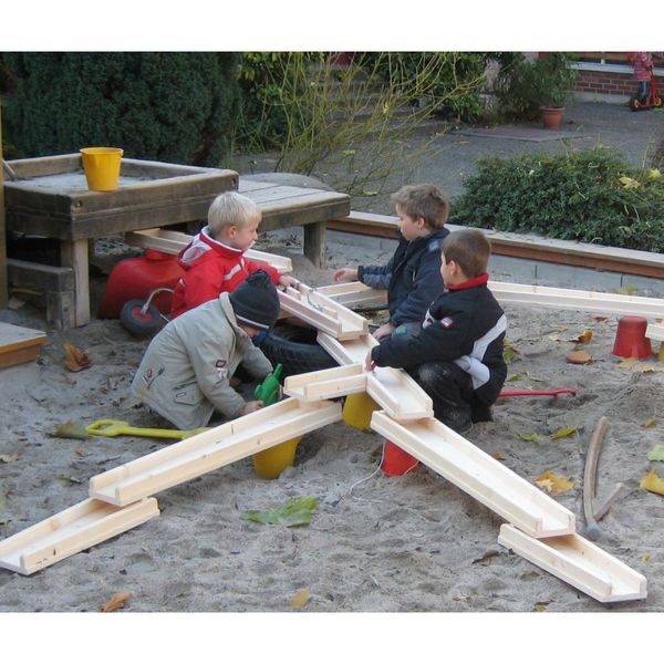 Erlebnis-/Wasser-/Kugelbahn, Starter-Set mit 9 Bauteilen Erlebnis-/Wasser-/Kugelbahn, Starter-Set mit 9 Bauteilen