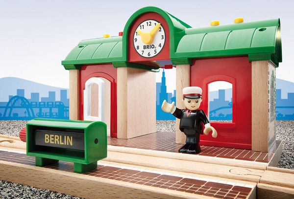 BRIO Sprechender Bahnhof, 3 Teile, ab 3 Jahre