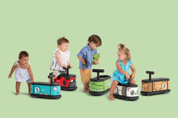 kindersitz, lauflernfahrzeug, ride-on, tretroller, motorik