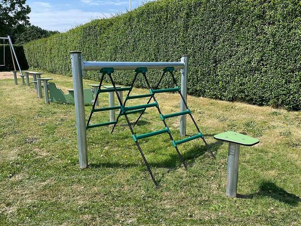 Hindernisparcours, gerade